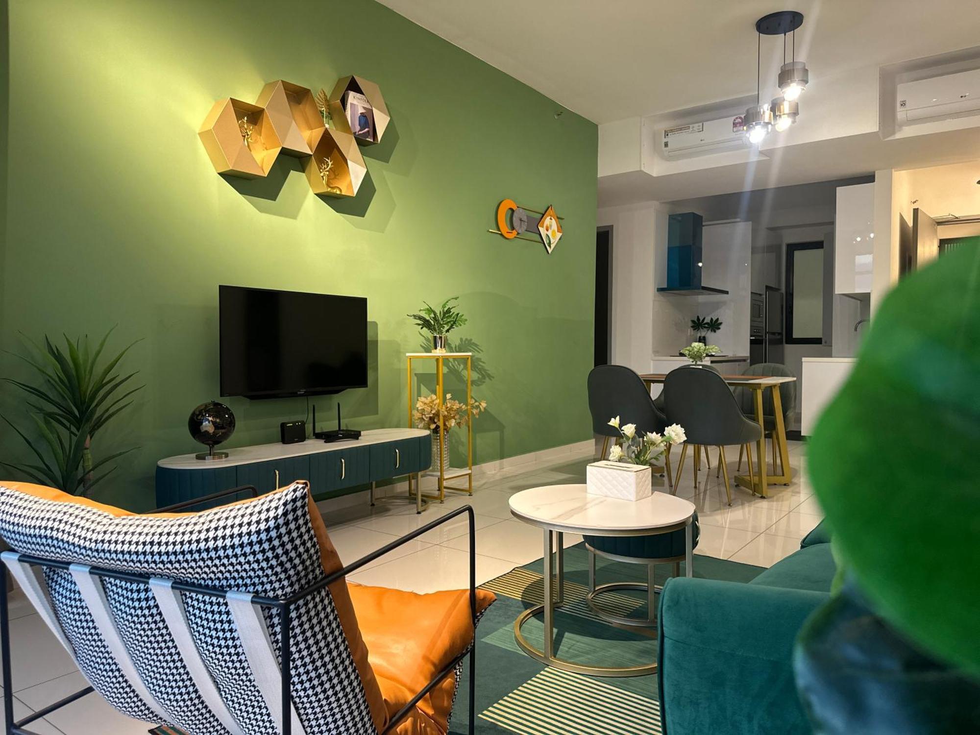 New 2Br Georgetown Warm And Lovely Homestay 10Pax-无敌美景两房民宿 Beacon Executive Suite Eksteriør billede