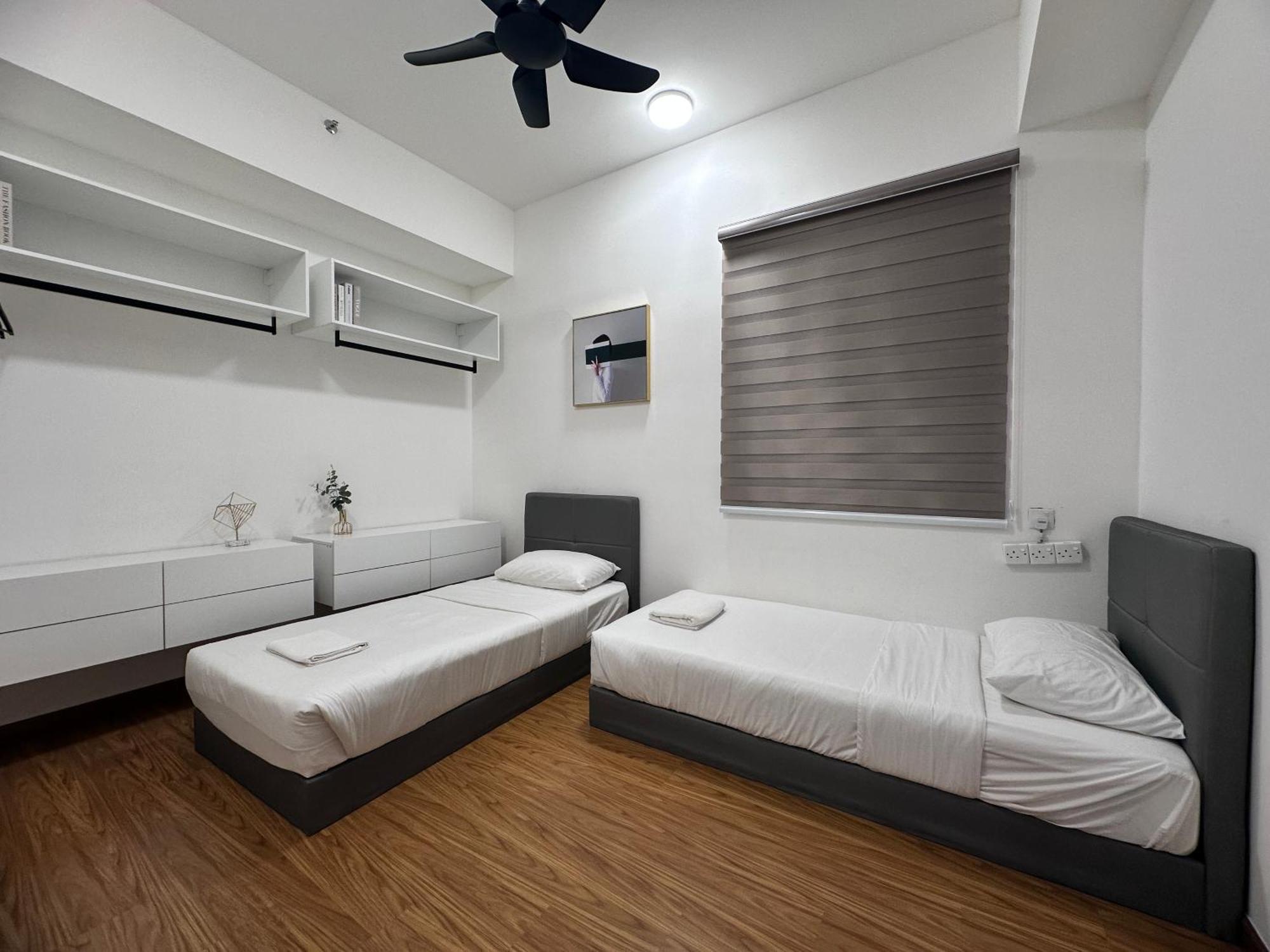 New 2Br Georgetown Warm And Lovely Homestay 10Pax-无敌美景两房民宿 Beacon Executive Suite Eksteriør billede